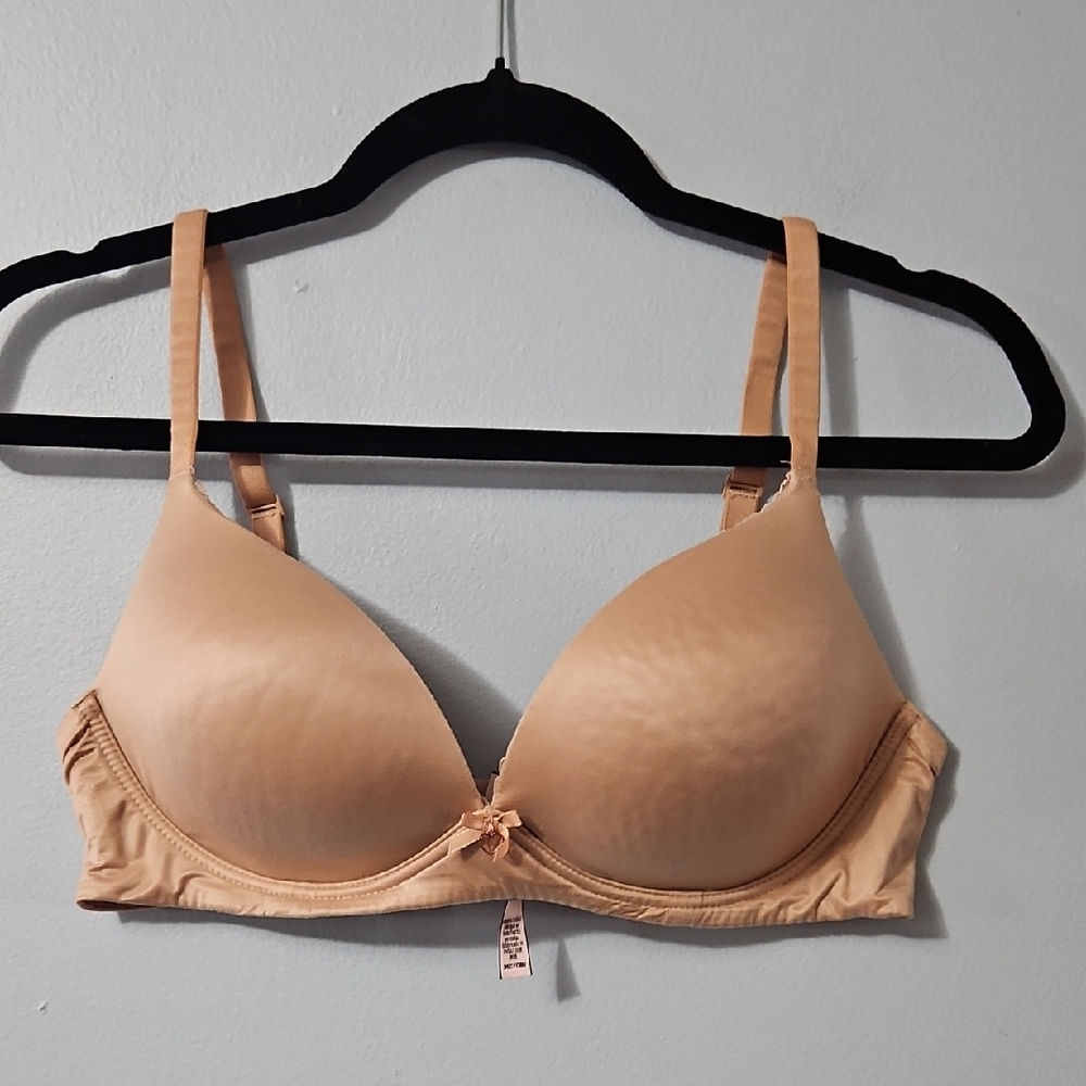Victoria's Secret Nude Bra Padded Wire Free Size 36C